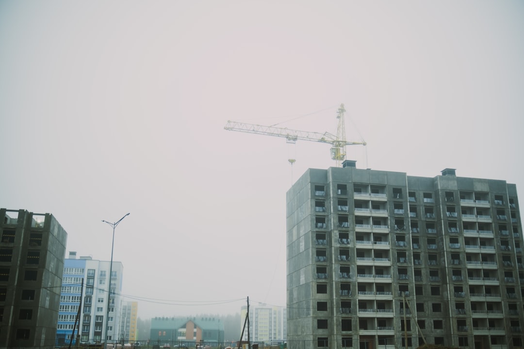 青岛建筑行业会计账务处理全流程解析与承包商税务难点应对